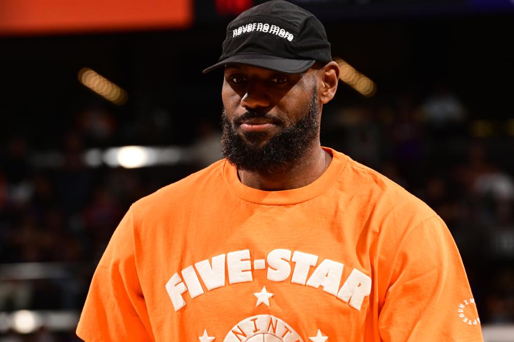 构成了一套 构成了一套